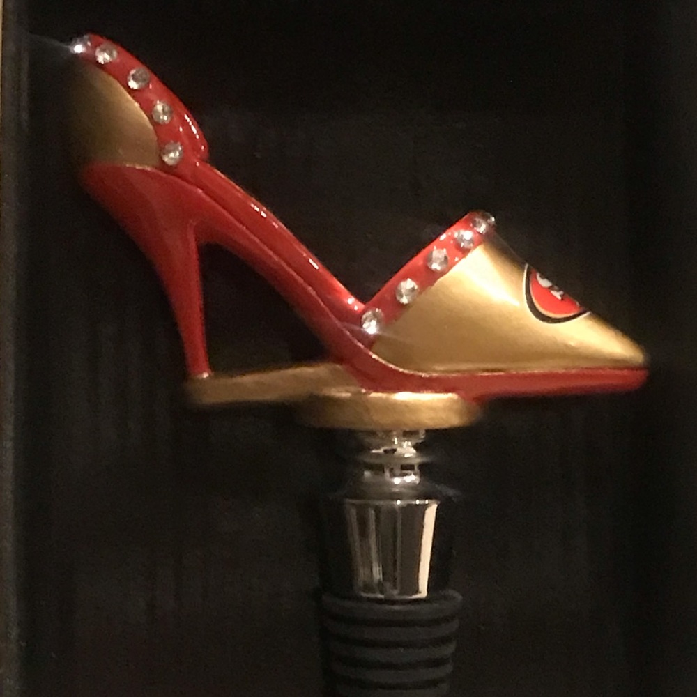San Francisco 49ers wine topper